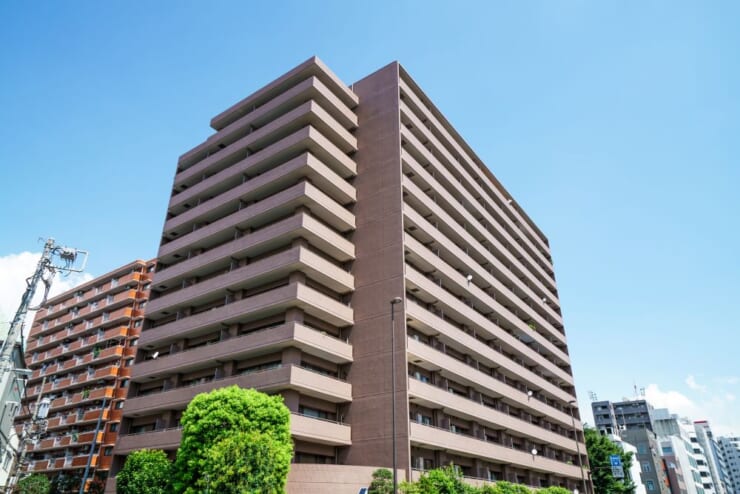 マンション売却にかかる手数料の目安は？計算方法や諸費用を解説