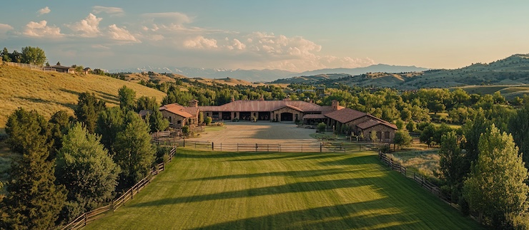 600平米の広さはどのくらい?坪換算や建てられる家の大きさも...