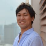 弦本卓也