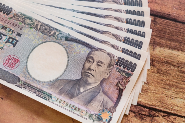 日本円の束を示した図